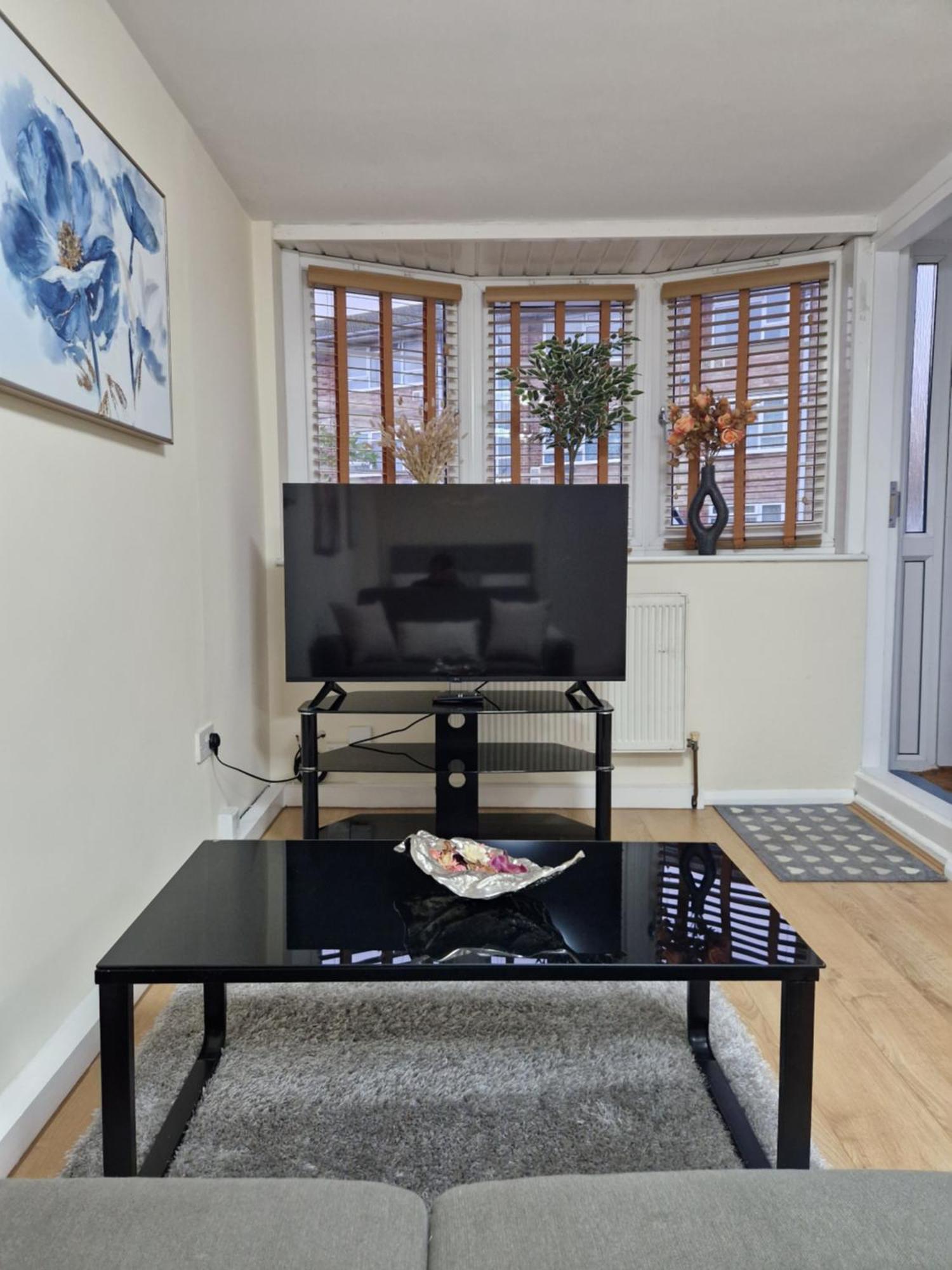 Cozy Flat & Lovely Garden, High Speed Wifi Cranford
